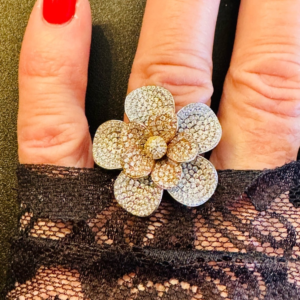 NEW Elegant Sterling .925 Silver and rose gold Flower Ring